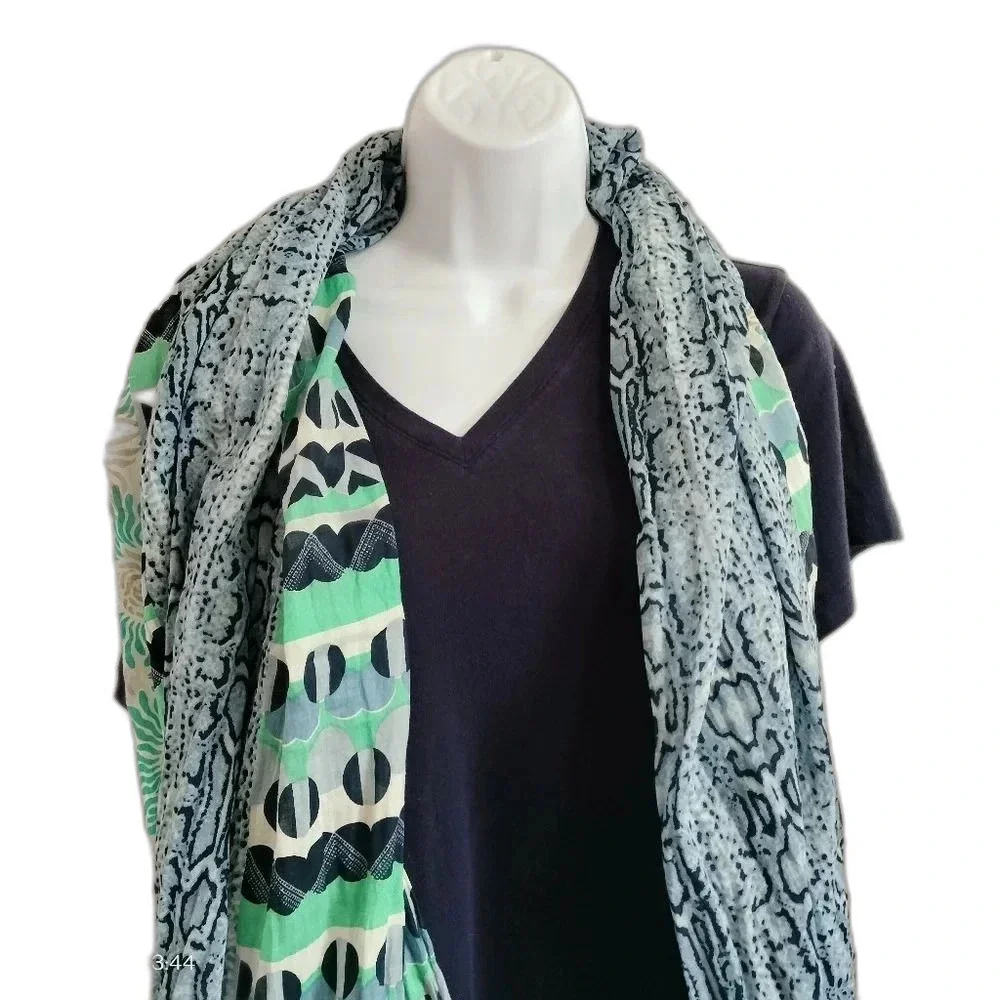 Erfurt Scarf Multifunctional Shawl Oversized Semi Sheer Animal Abstract design